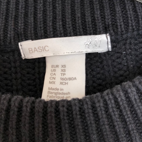 H&M basic Sweater - Picture 3 of 4